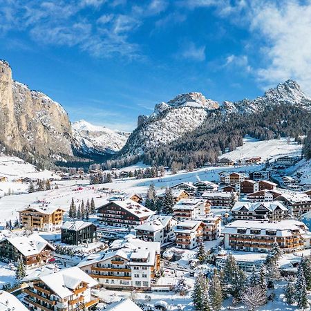 Hotel Dorfer Alpine&Charming Сельва-ди-Валь-Гардена Экстерьер фото