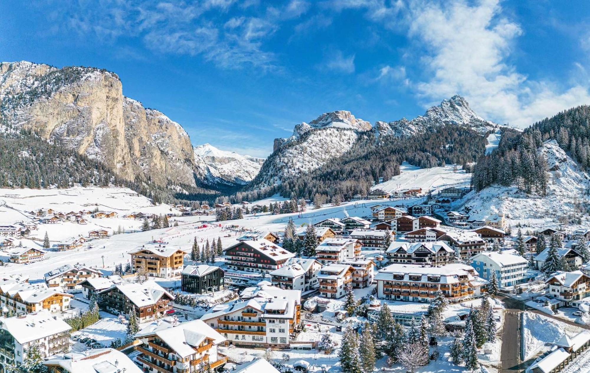 Hotel Dorfer Alpine&Charming Сельва-ди-Валь-Гардена Экстерьер фото